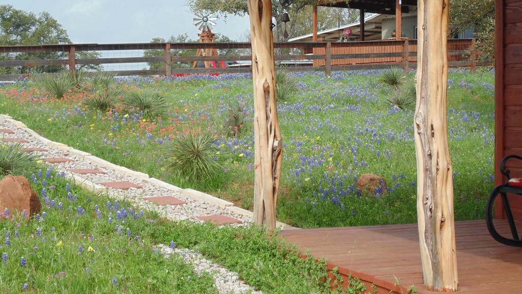 Texas T Bed And Breakfast Llano Exterior photo